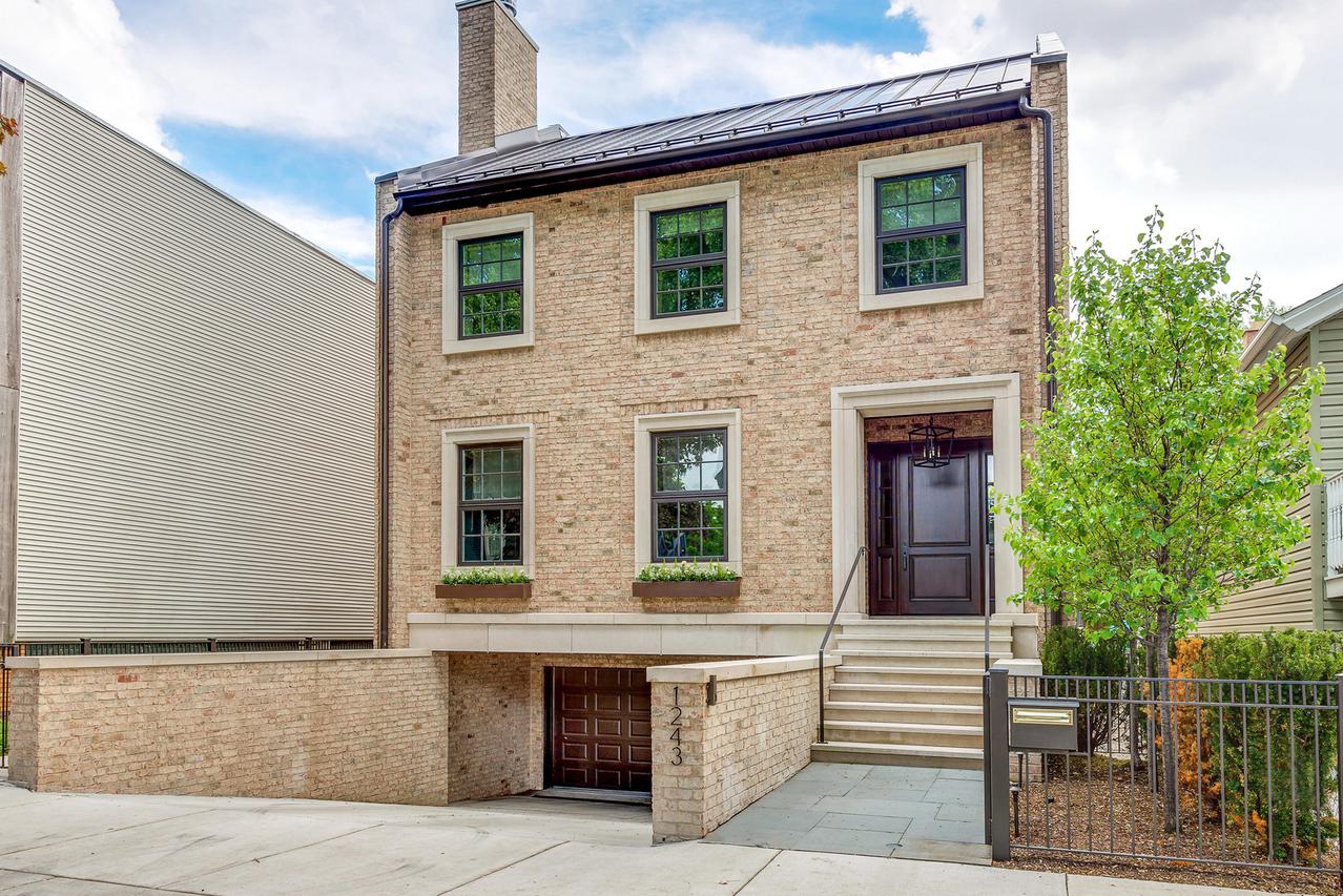 1243 W Wrightwood Ave., Chicago, IL 60614