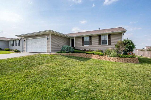 661 Ballymore Rd., Roscoe, IL 61073