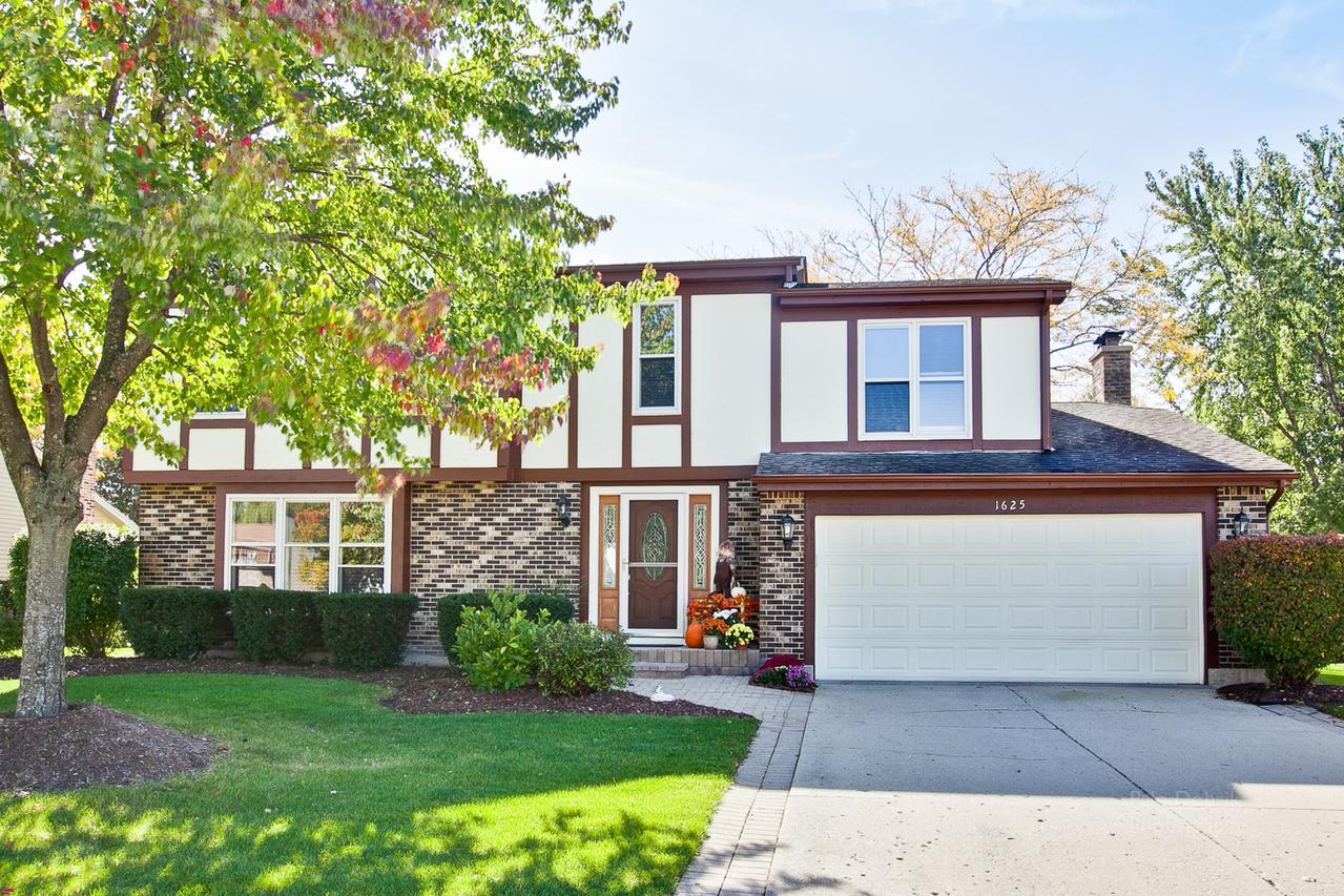 1625 Freeman Rd., Hoffman Estates, IL 60192