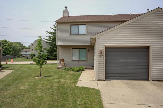 2007 Sunview Dr., Champaign, IL 61821