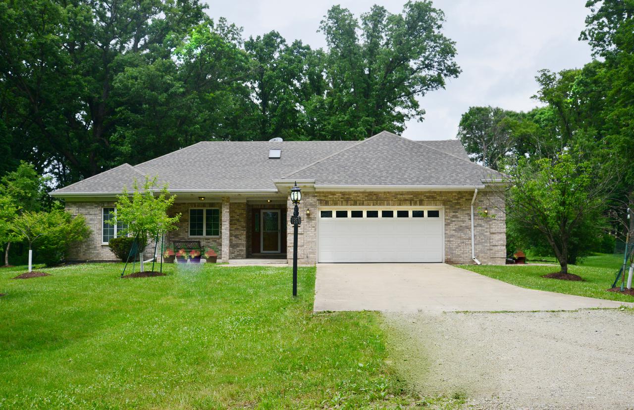 13570 King Rd., Lemont, IL 60439