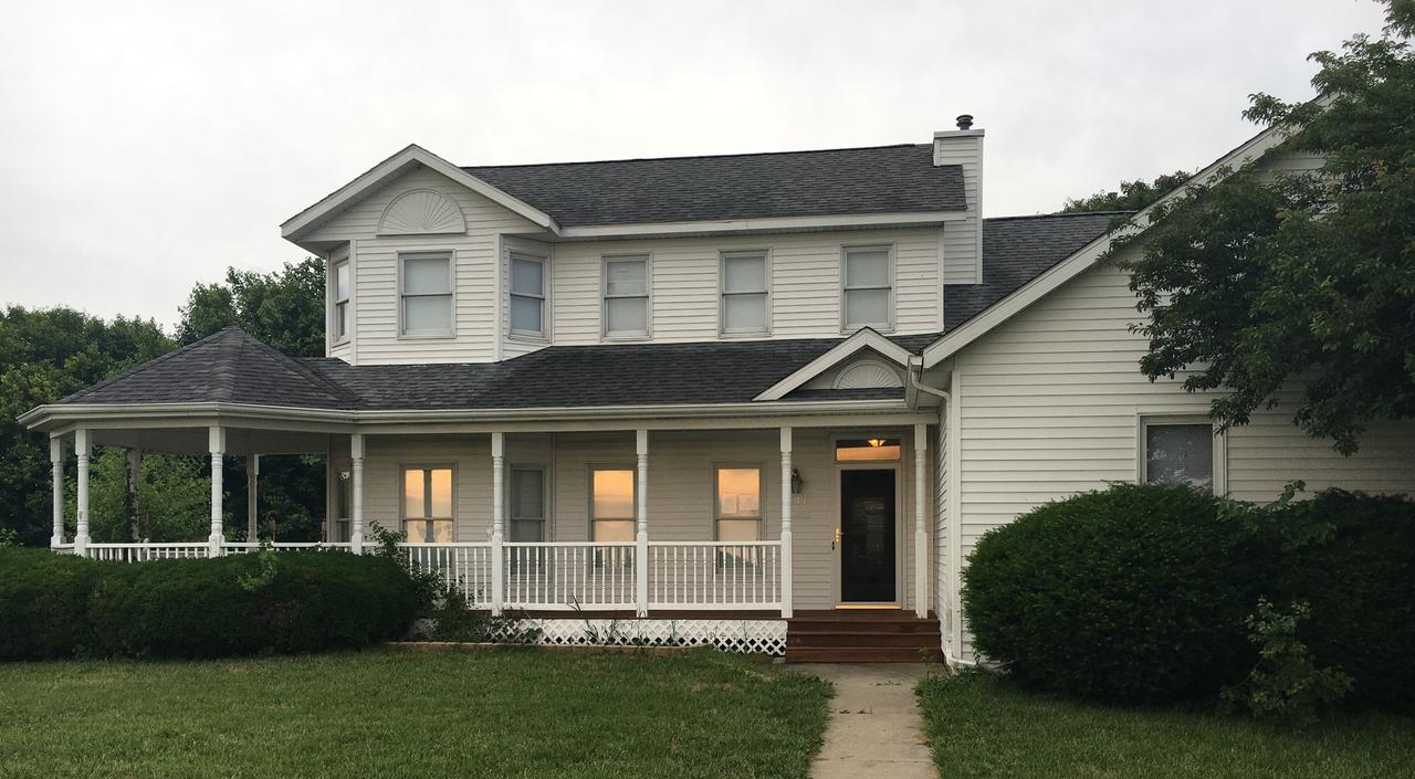 537 Augusta Dr., Chatham, IL 62629