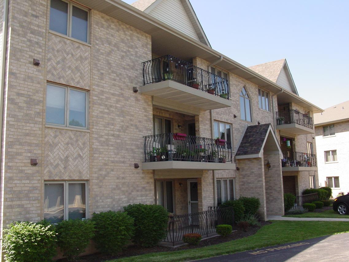5140 Shadow Creek Dr. #8, Oak Forest, IL 60452