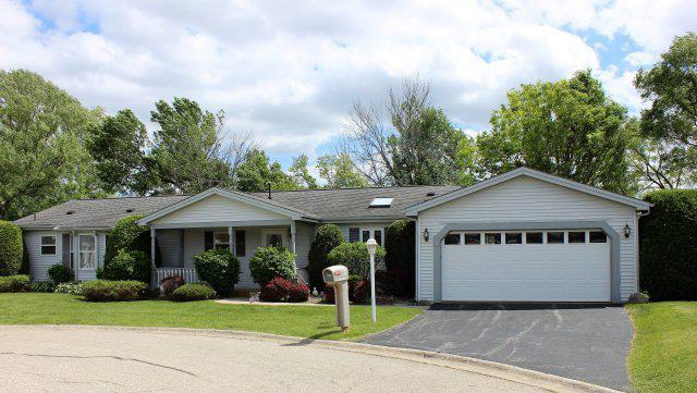 1606 Turf Ct., Grayslake, IL 60030