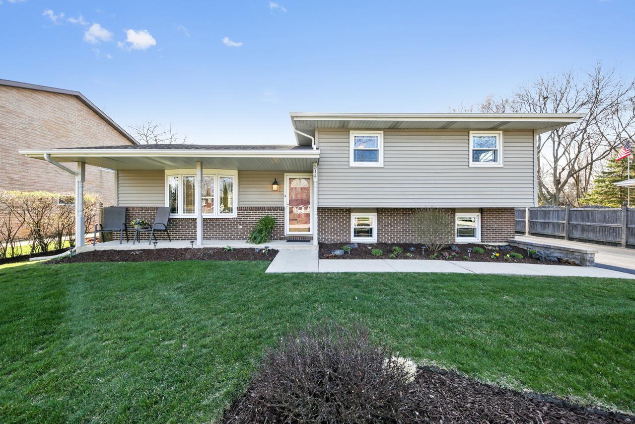 314 Highland Rd., Willowbrook, IL 60527