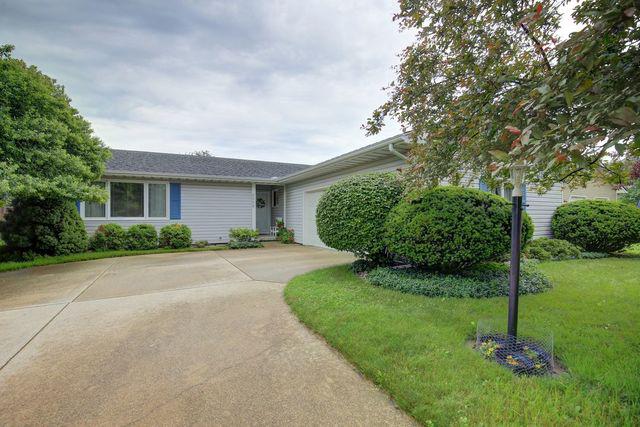 2009 Bittersweet Dr., Champaign, IL 61821