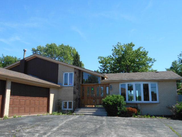 1051 63rd St., Downers Grove, IL 60516