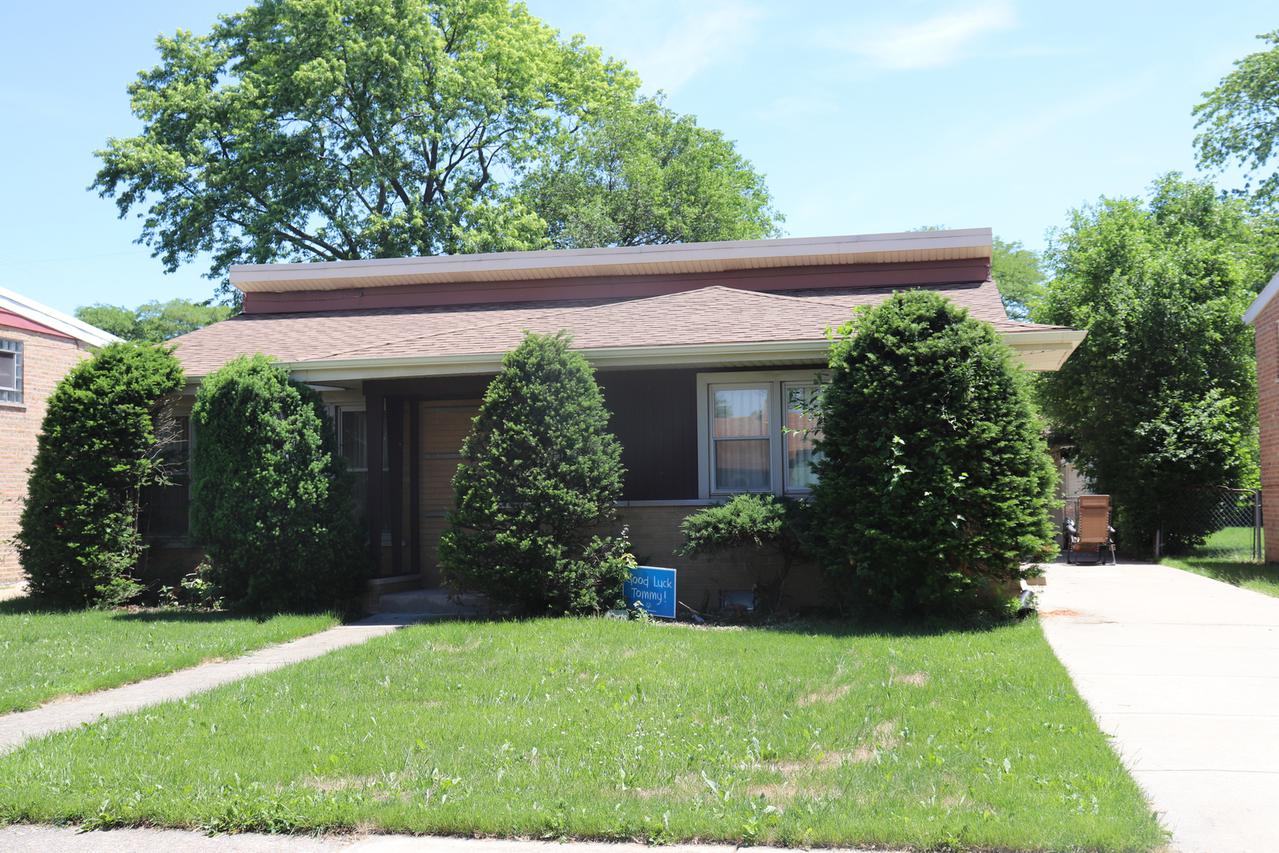 10629 S Keeler Ave., Oak Lawn, IL 60453