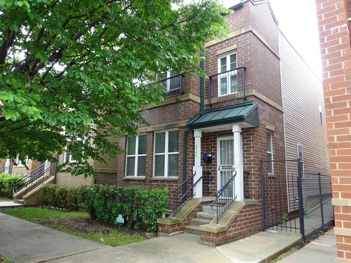 3544 Dearborn St., Chicago, IL 60609