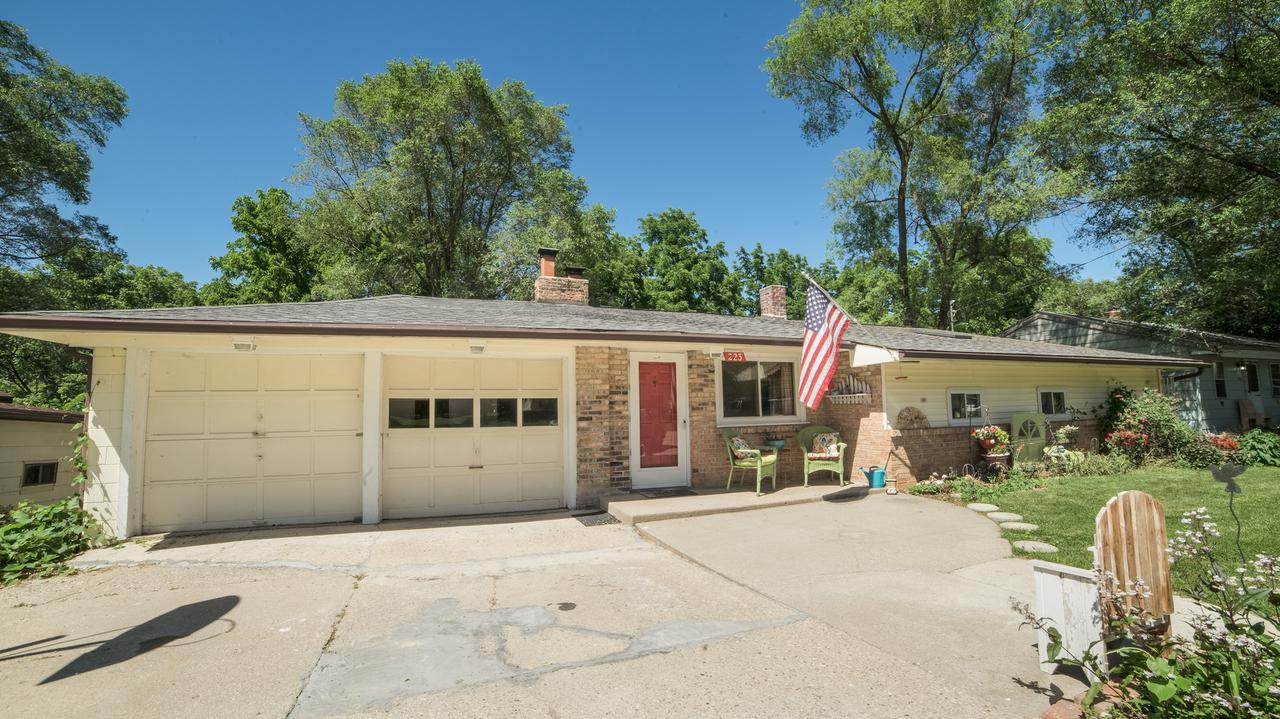 223 W River St., Rockton, IL 61072