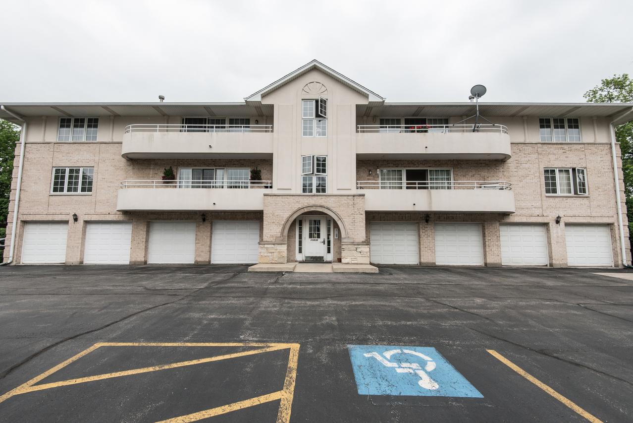 10836 S 76th Ave. #3E, Worth, IL 60482