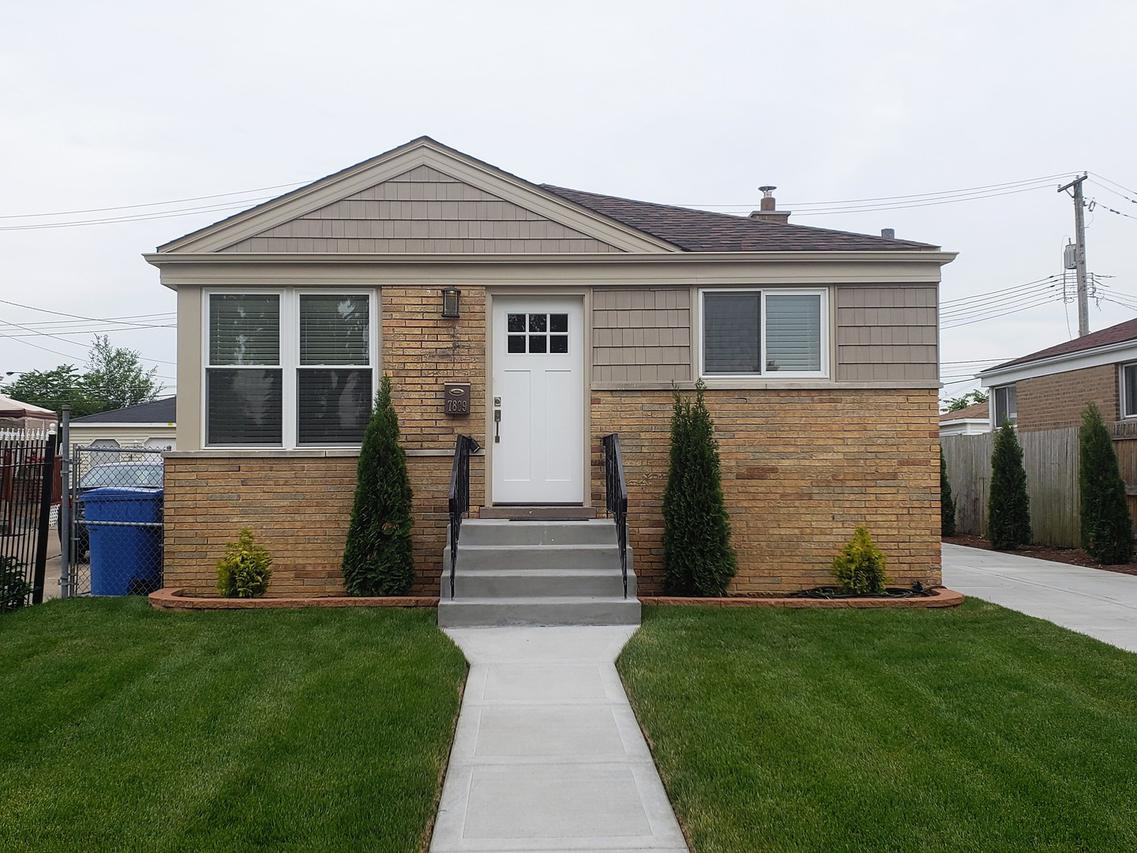 7809 Komensky Ave., Chicago, IL 60652
