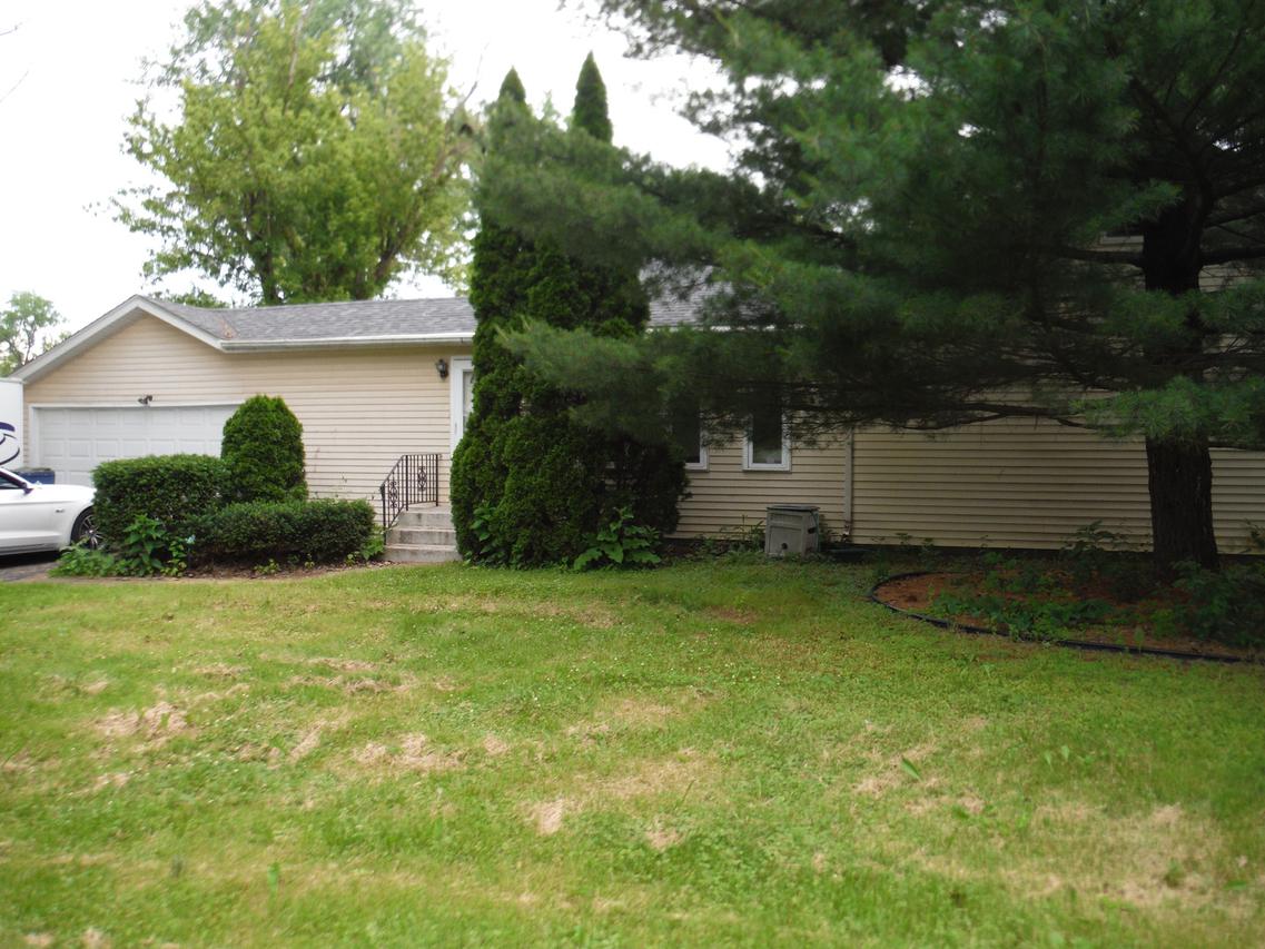 9918 S 81st Ave., Palos Hills, IL 60465