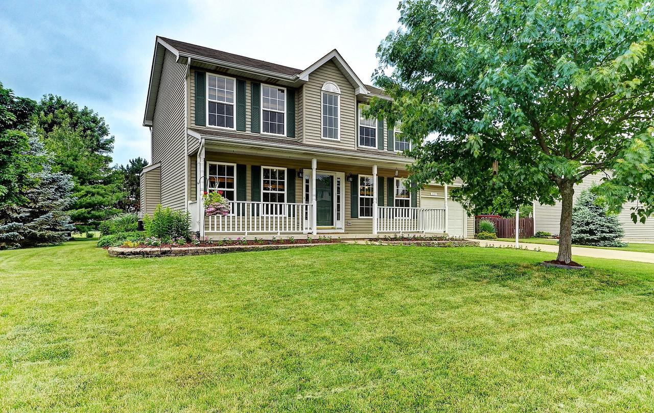 1627 Cottonwood Tr., Yorkville, IL 60560