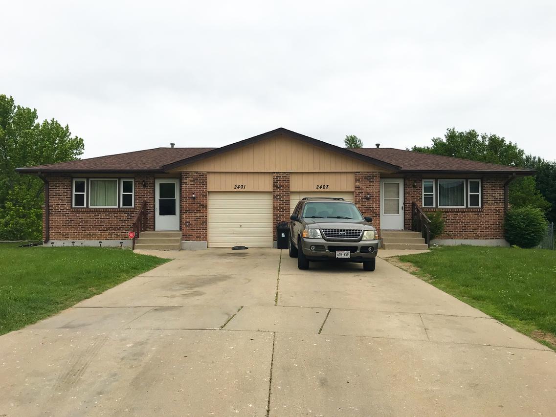 2401 New Haven Ct., Rockford, IL 61108