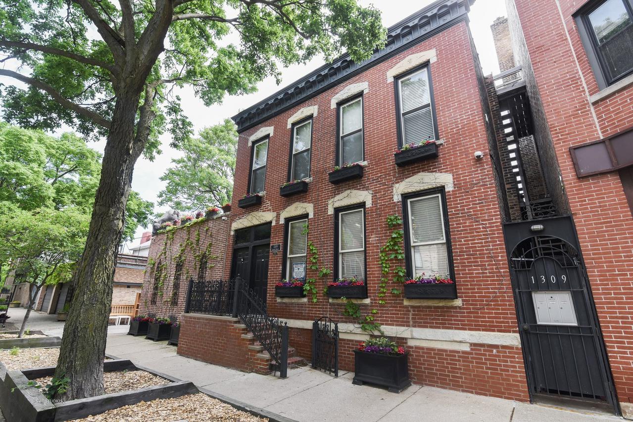 1309 N Leavitt St., Chicago, IL 60622