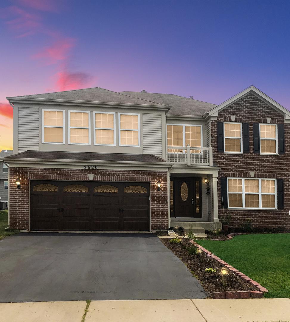 2620 Braeburn Way, Woodstock, IL 60098