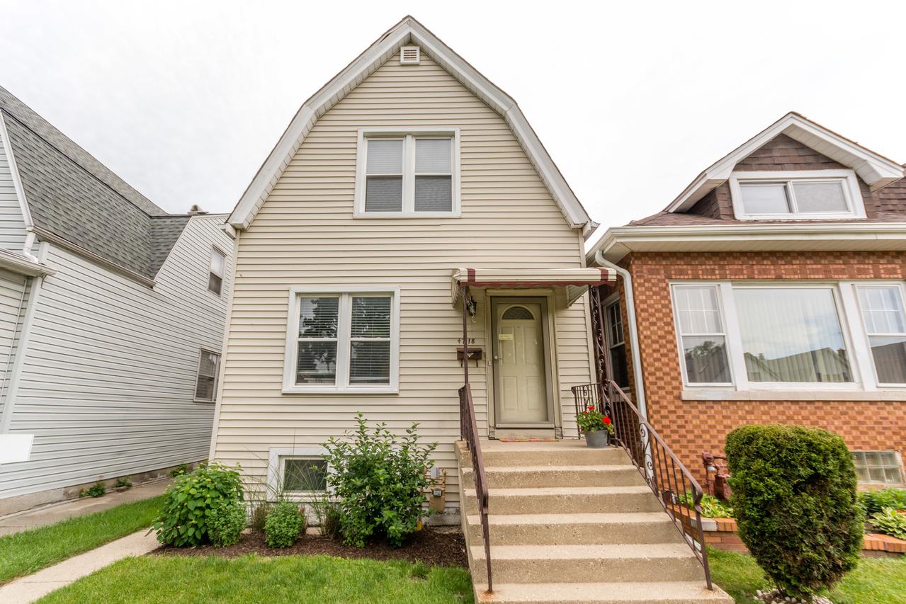 4718 W Waveland Ave., Chicago, IL 60641