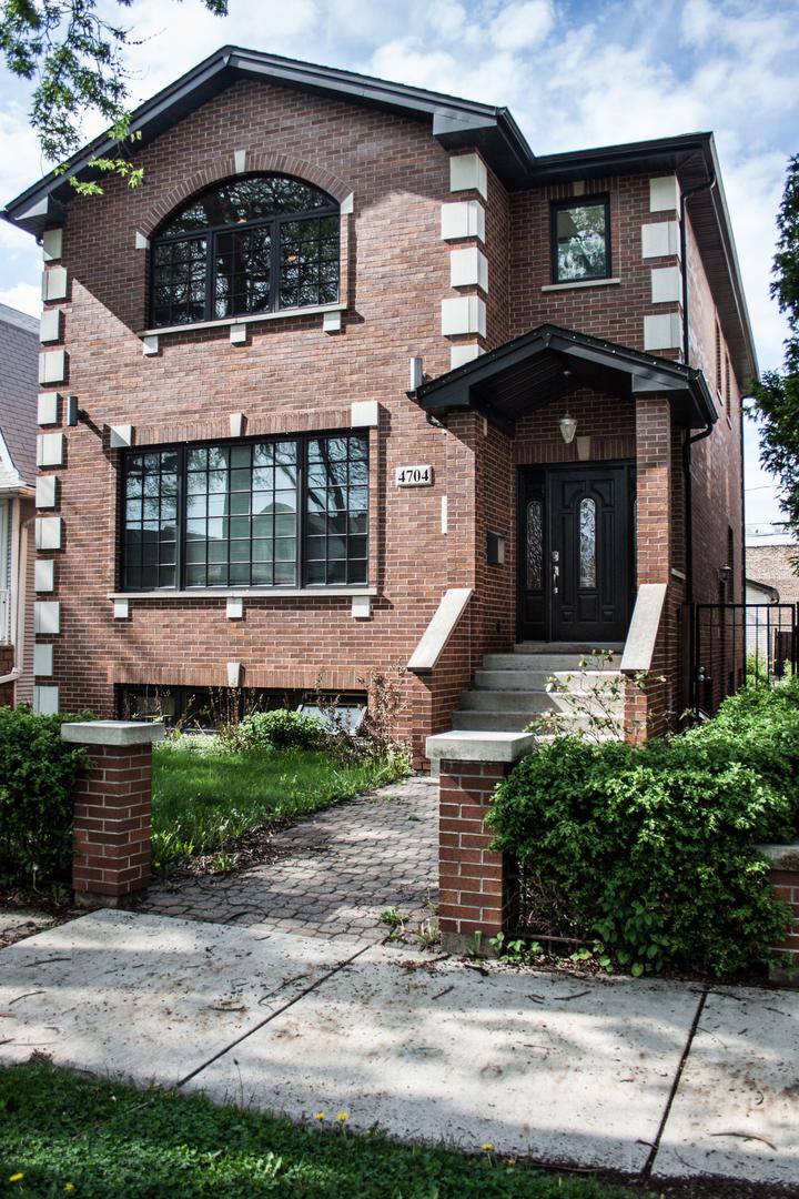 [Address Hidden by Seller], Chicago, IL 60641