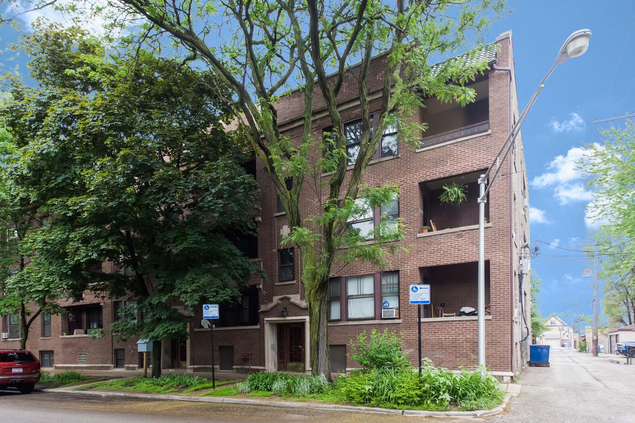 6253 N Greenview Ave. #3, Chicago, IL 60660