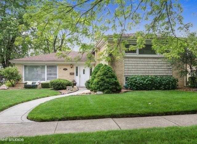 10321 Minnick Ave., Oak Lawn, IL 60453