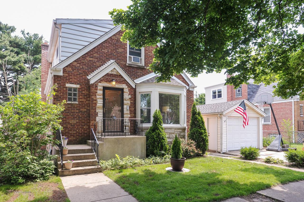 6253 W Berteau Ave., Chicago, IL 60634