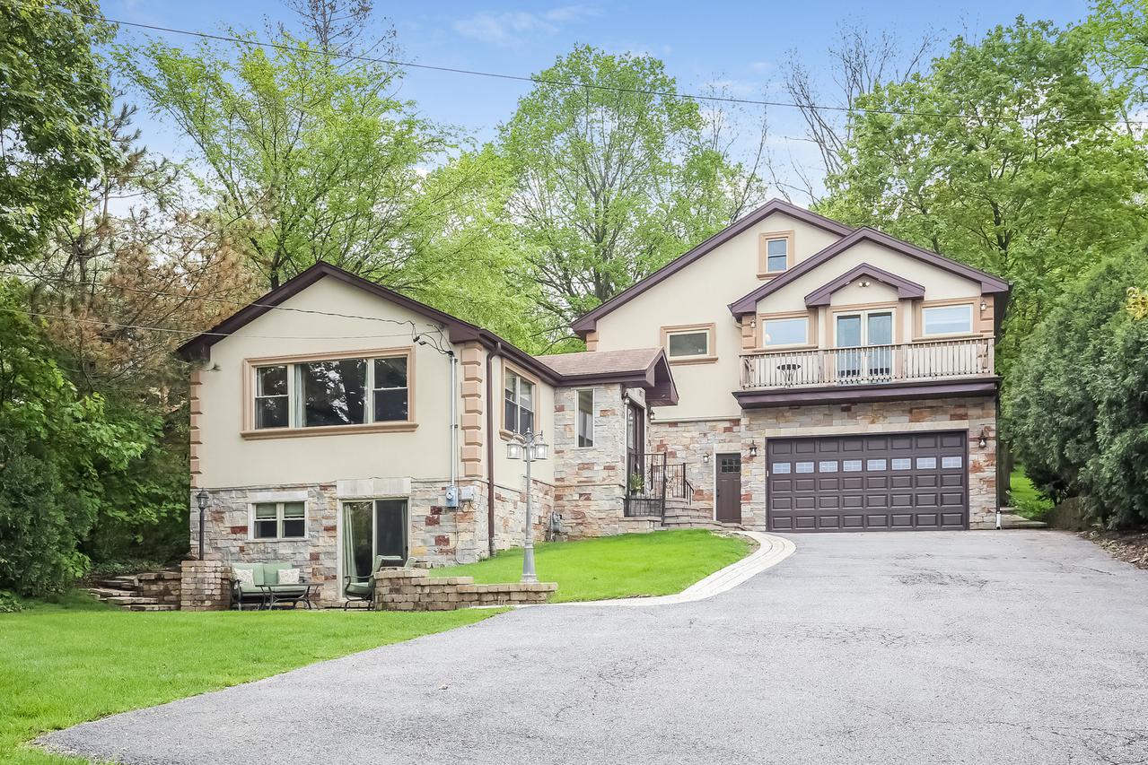 317 N River Rd., Algonquin, IL 60102