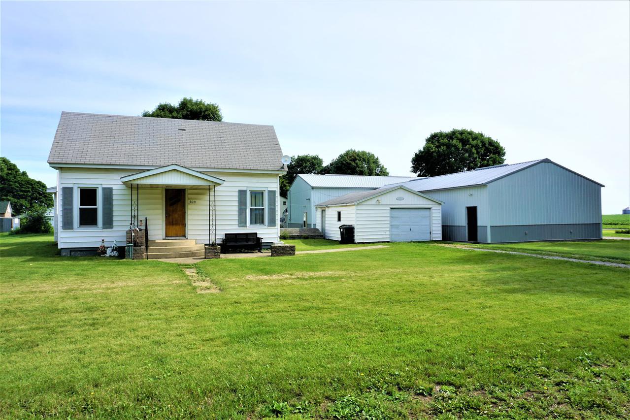 309 E Chestnut St., Allerton, IL 61810
