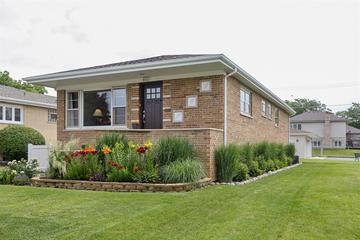 615 Houston St., Lemont, IL 60439