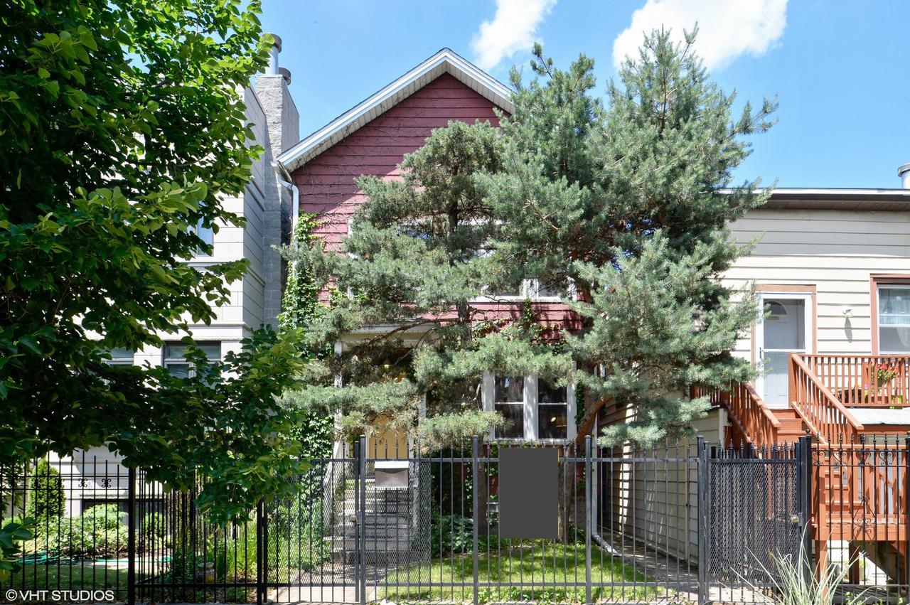 1944 W Huron St., Chicago, IL 60622
