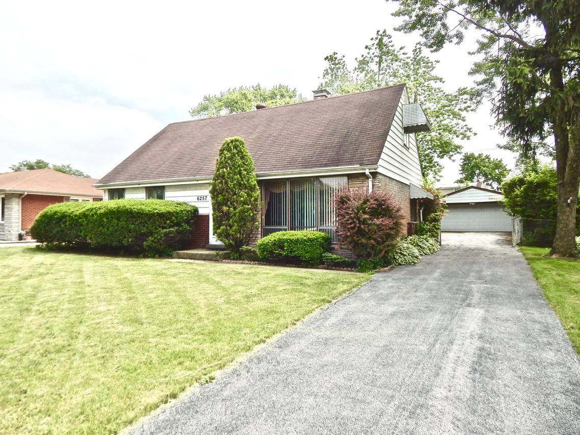 6257 W 83rd Pl., Burbank, IL 60459