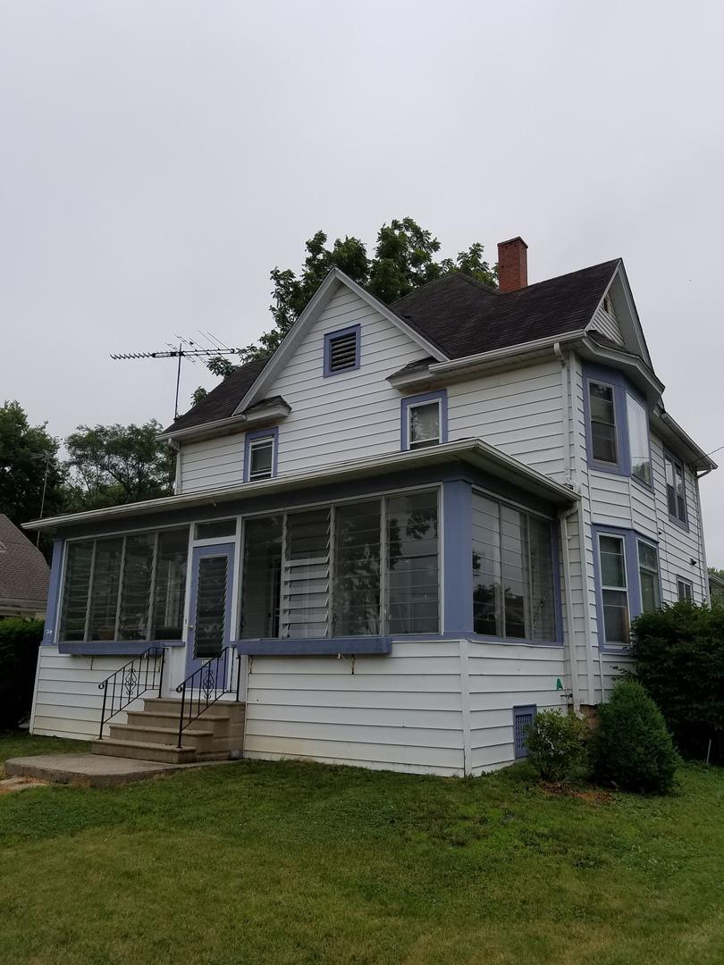 345 E Market St., Somonauk, IL 60552