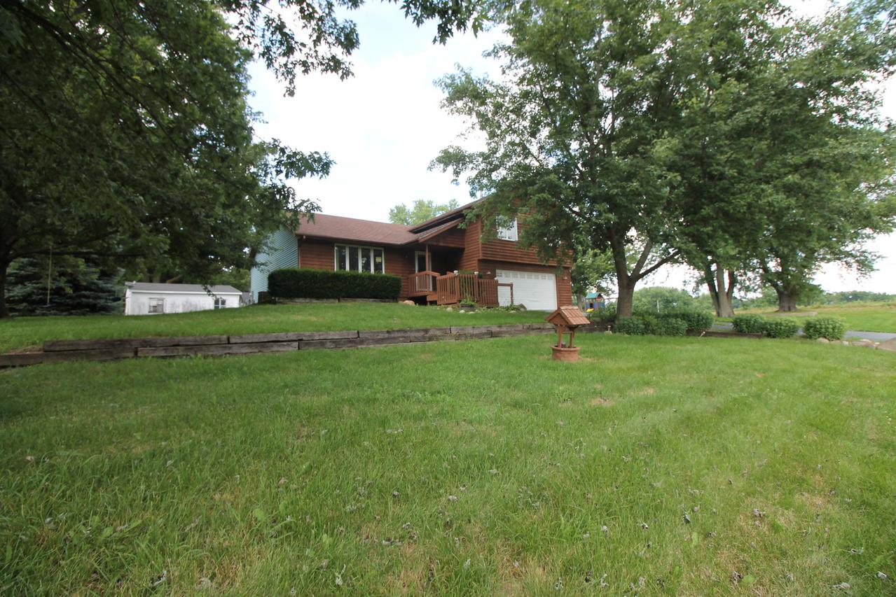 8023 Faraway Ln., Winnebago, IL 61088