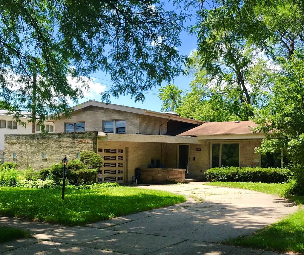 9614 Kildare Ave., Skokie, IL 60076