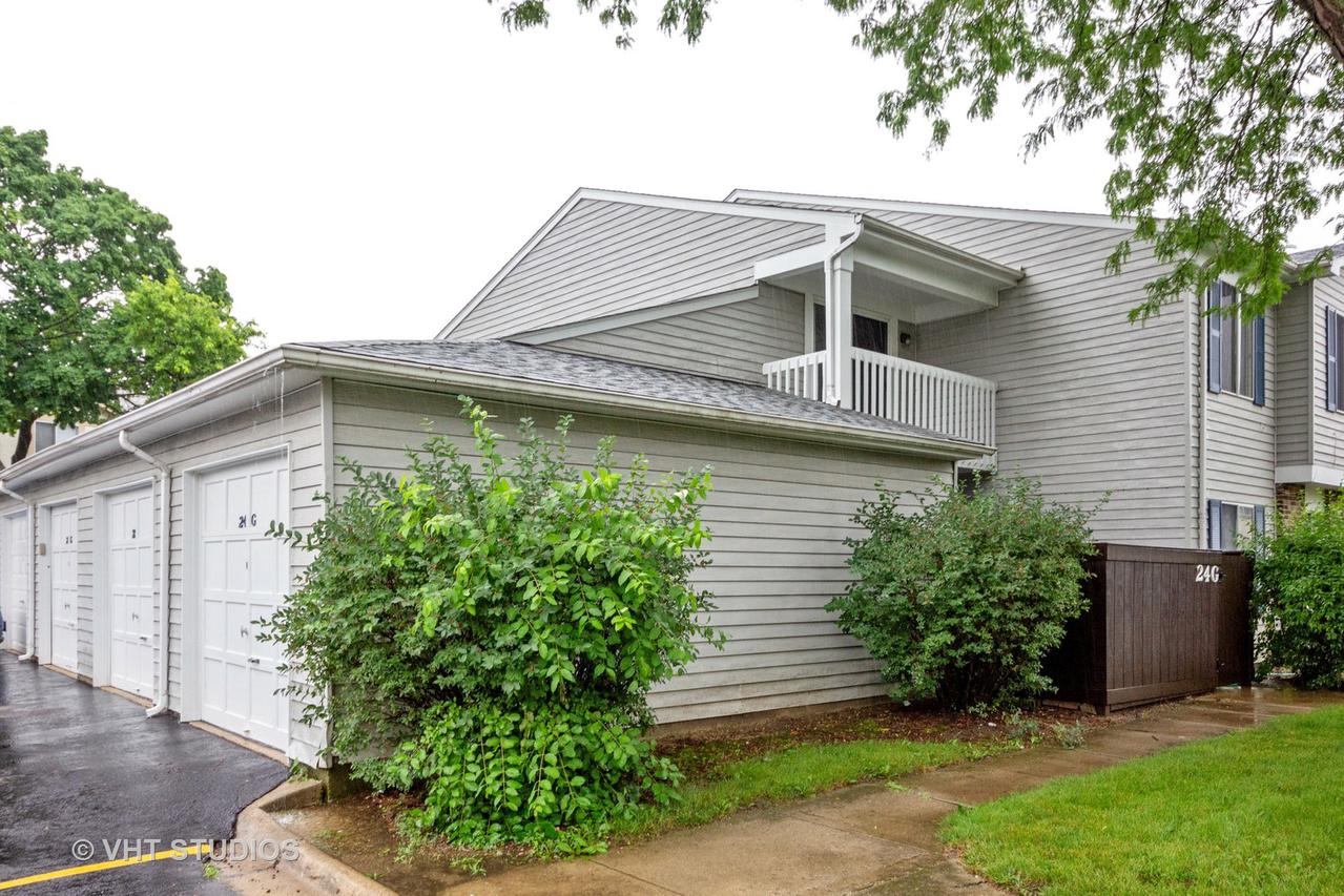 24 Fernwood Dr. #G, Bolingbrook, IL 60440