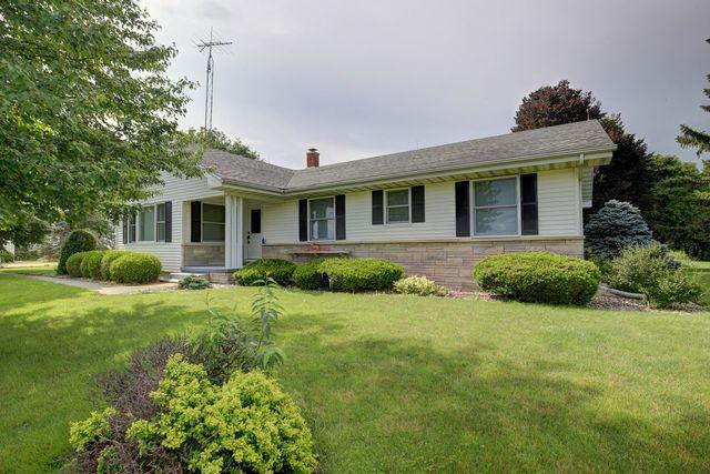473 County Road 2500e, Broadlands, IL 61816