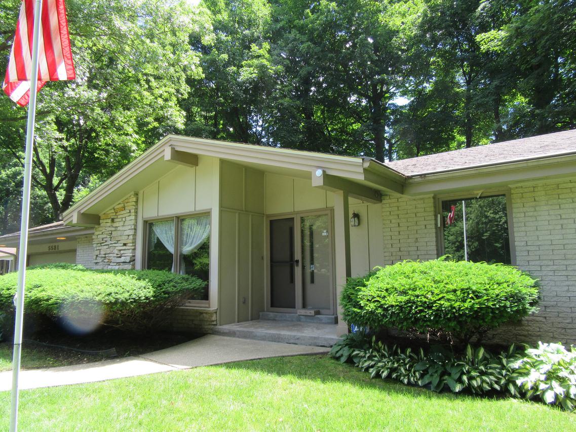 5581 Einor Ave., Rockford, IL 61108