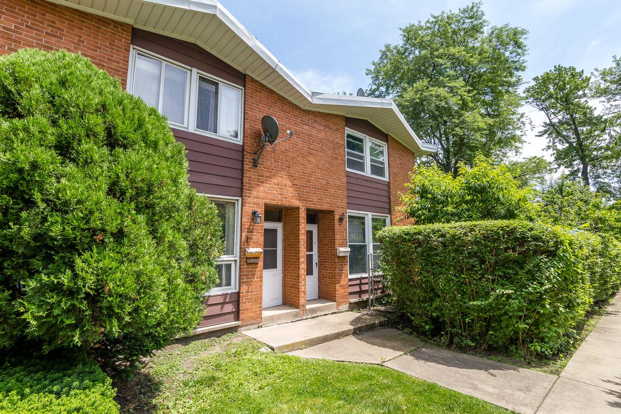 1578 Woodland Ave. #B, Des Plaines, IL 60016