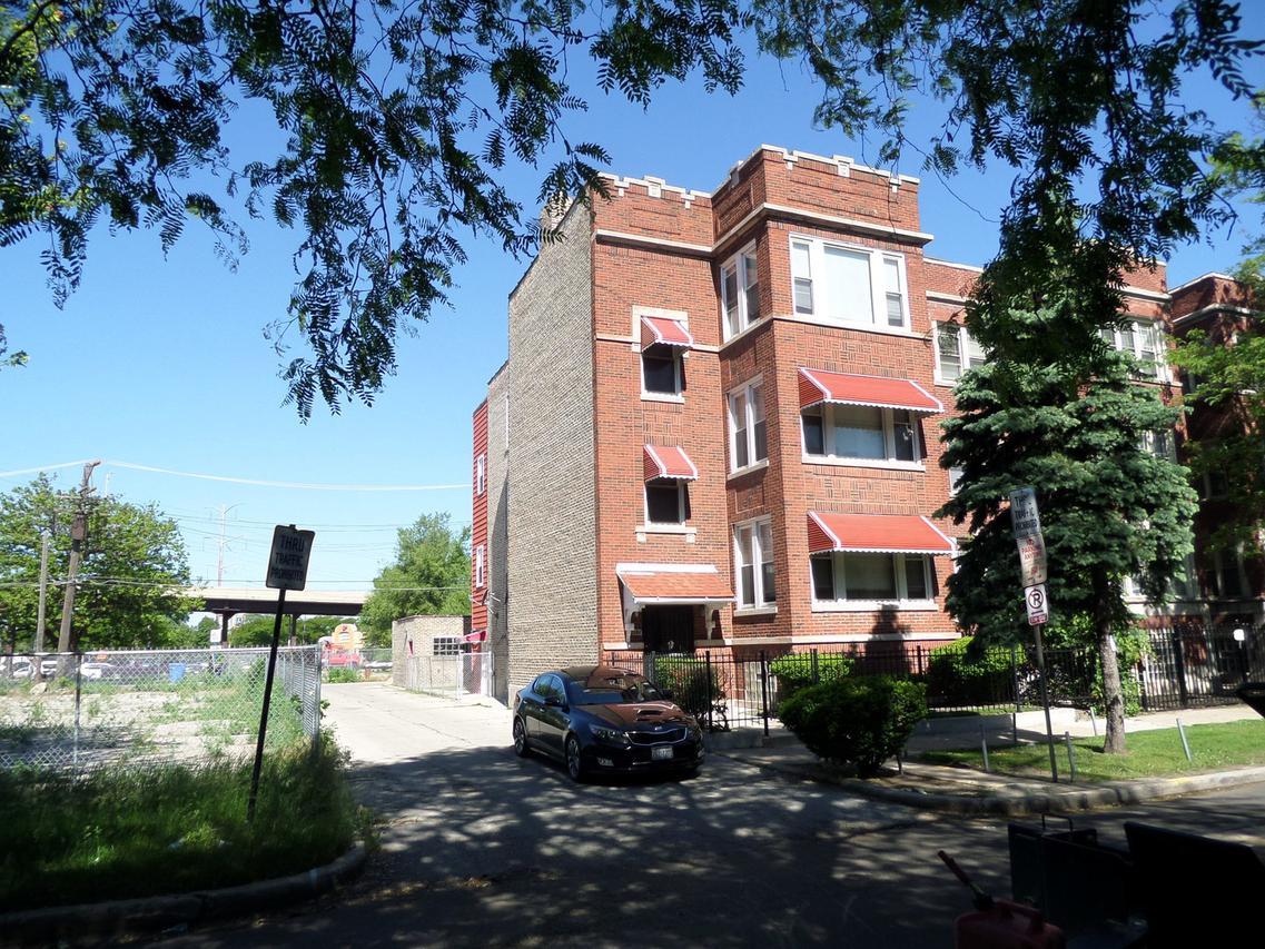 7830 S Cornell Ave., Chicago, IL 60649