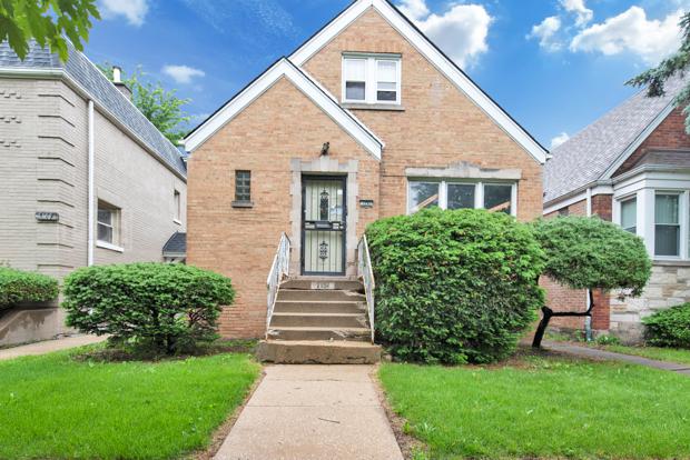 7151 S Richmond St., Chicago, IL 60629