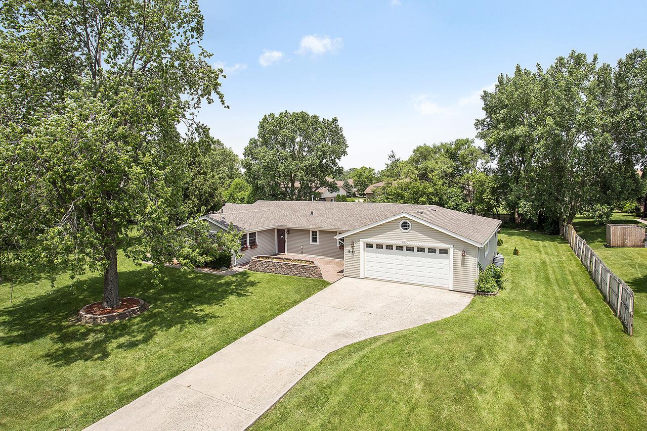 16140 Sherwood Dr., Orland Park, IL 60462