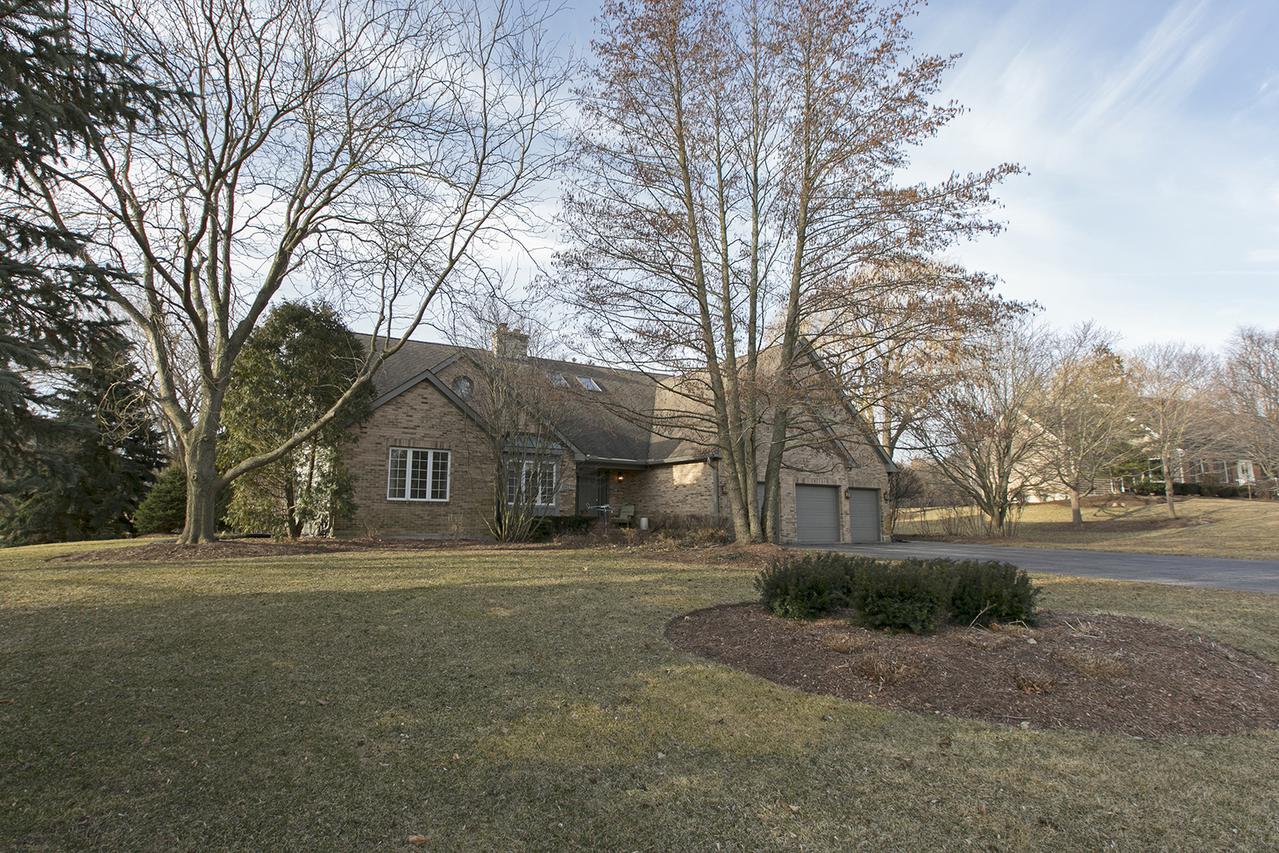 4111 Steeple Run Dr., Crystal Lake, IL 60014