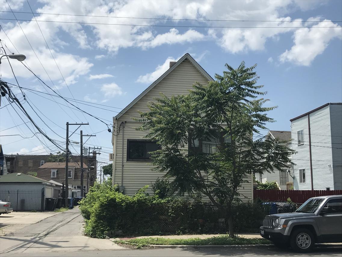 2048 N Kimball Ave., Chicago, IL 60647