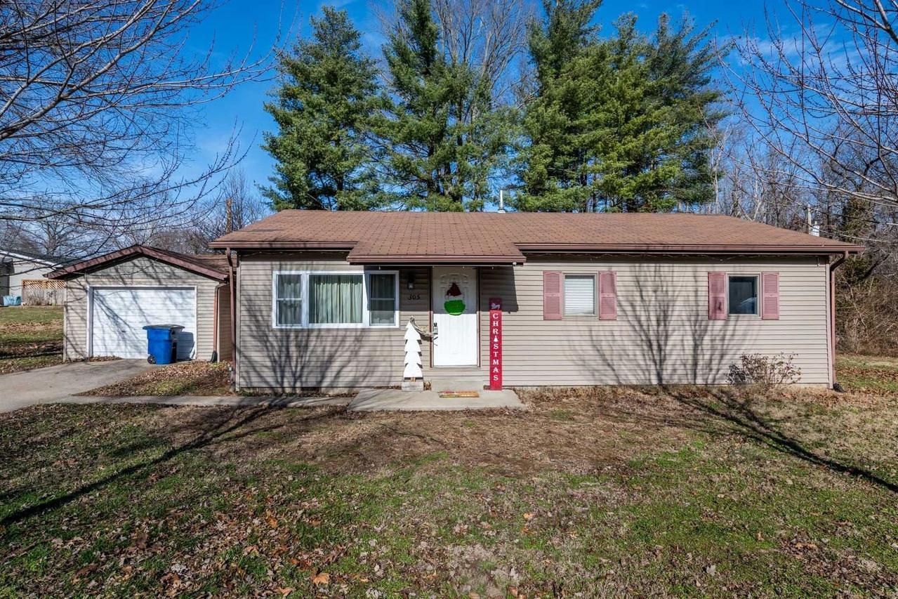 305 Peggy Ln., Sparta, IL 62286