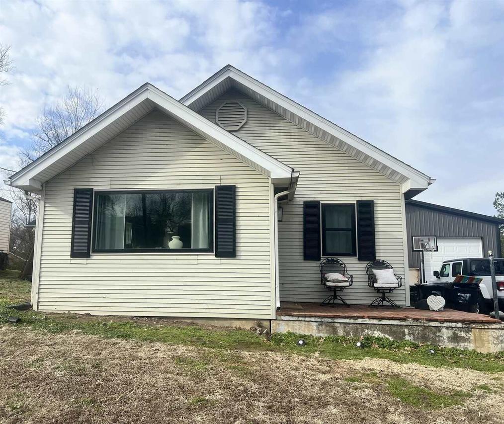 601 N 6th St., Vienna, IL 62995