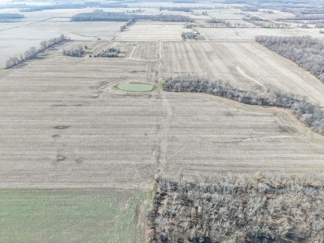 000 E County Rd. #950, Mcleansboro, IL 62859