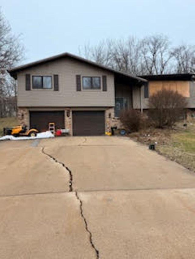 469 Ravine St., Port Byron, IL 61275