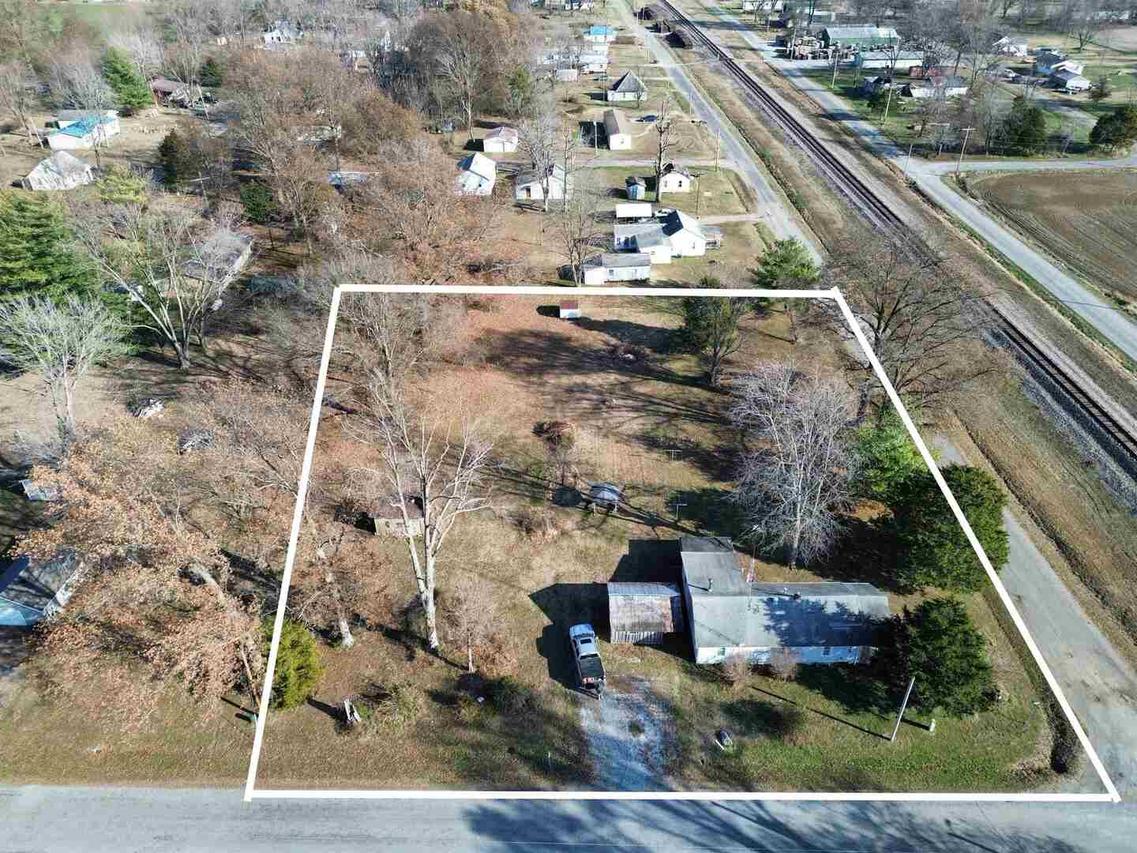 104 N Malone St., Sims, IL 62886