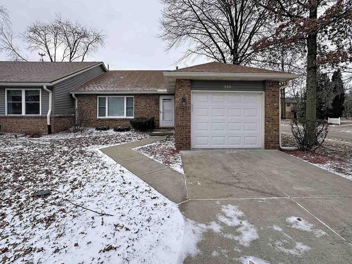 400 29th Avenue Dr. #7C, Moline, IL 61265