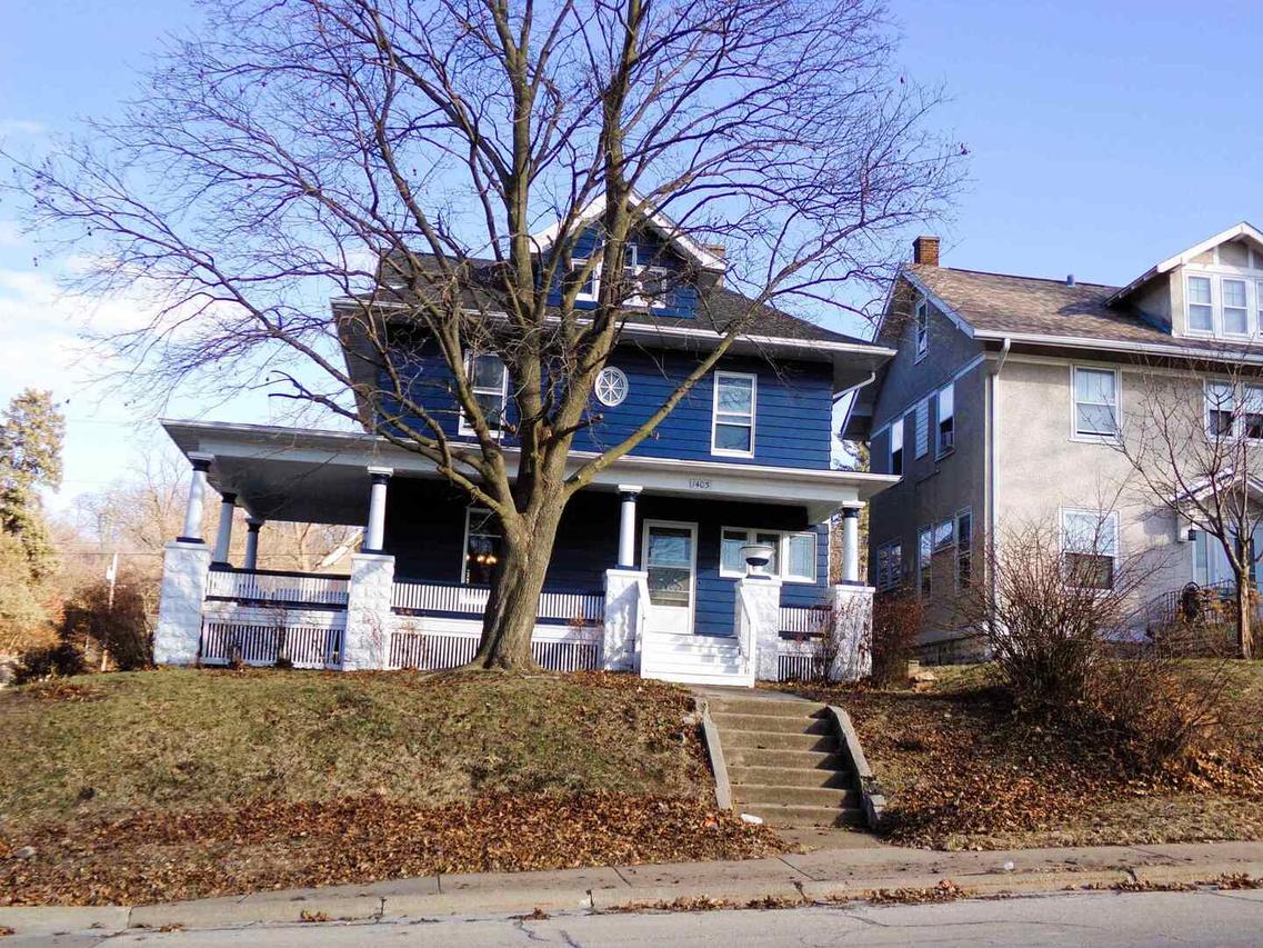 1403 17th St., Rock Island, IL 61201